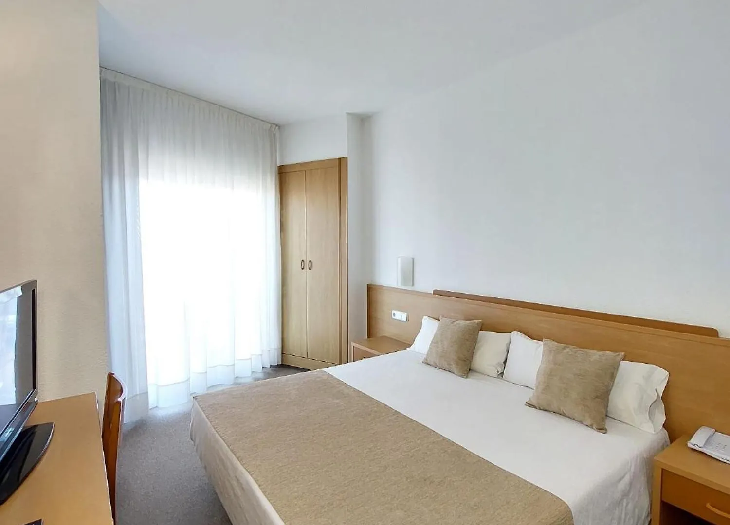 Hotel Montsia Amposta 2*,